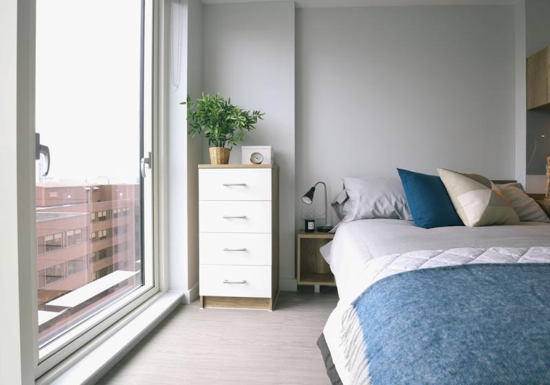 Silver Studio Plus - iQ Elgin Place