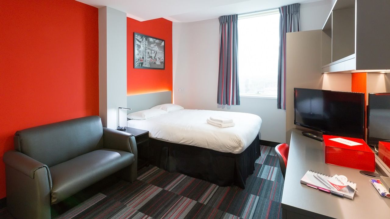 Shared Serviced Apartments-Deluxe Plus - Study Inn- Coventry Tower