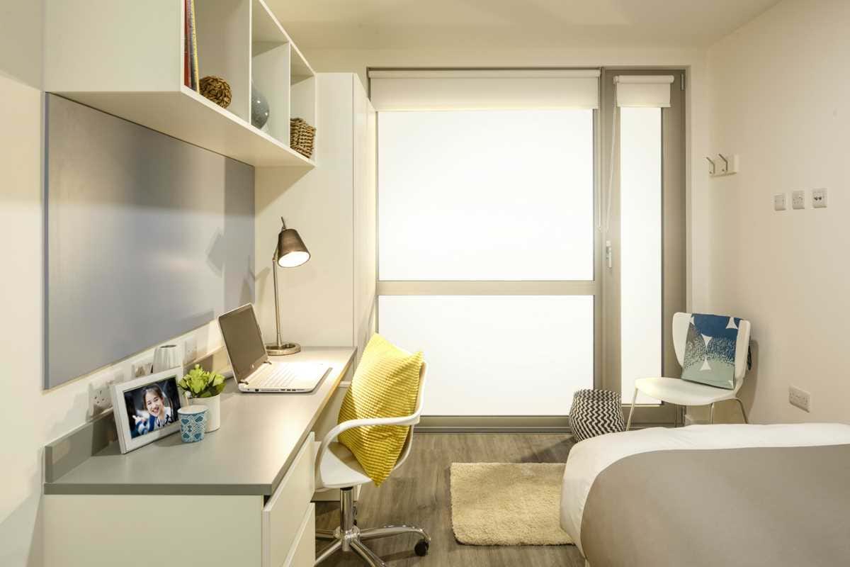 Silver Studio Standard View Mid Level - Lewisham Residence @ Londonist
