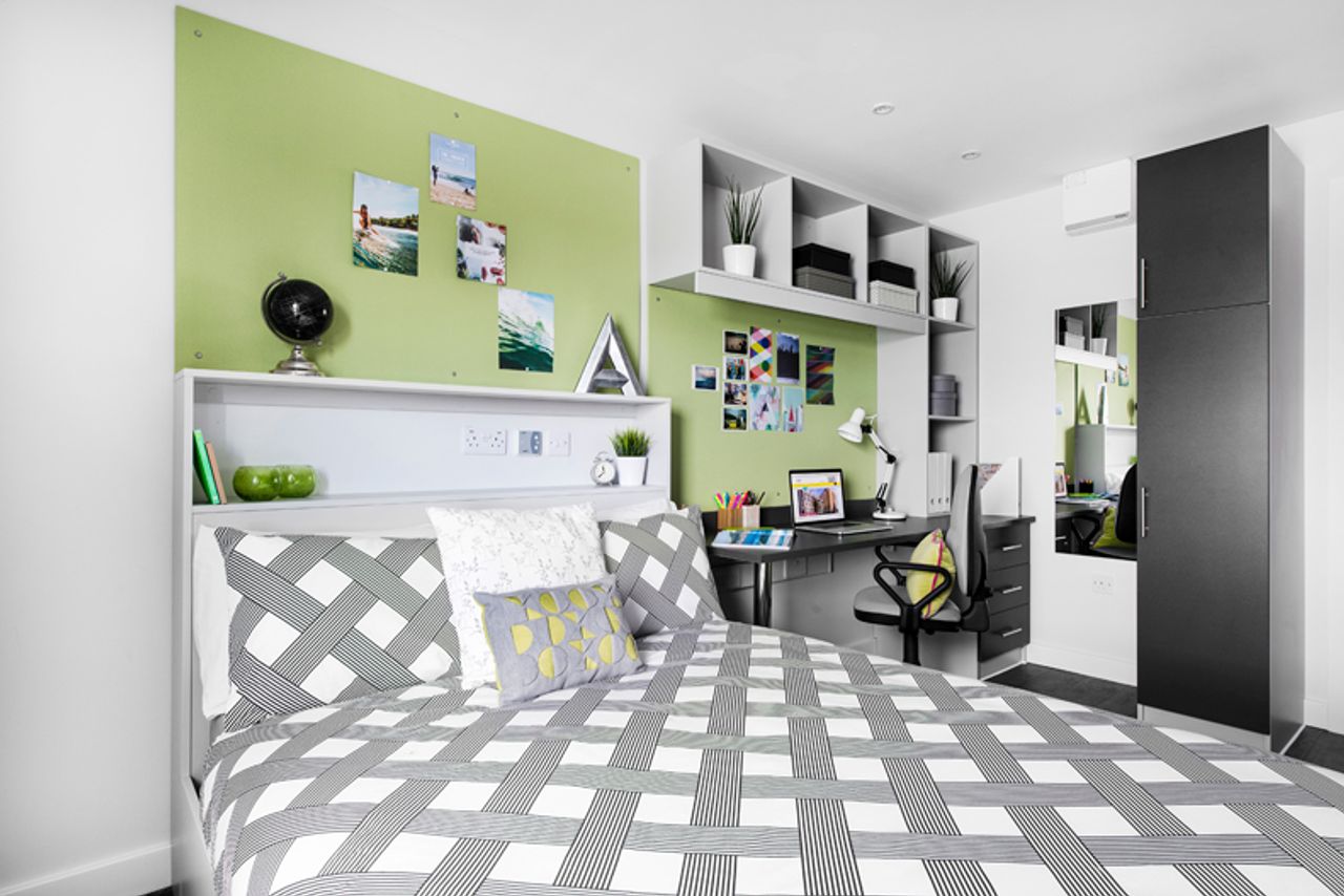 Classic Studio - Austen House