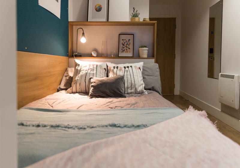 Silver En Suite Plus - iQ Abacus House