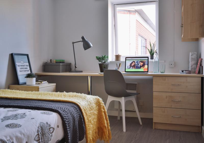 Bronze En Suite - iQ Hayes Wharf