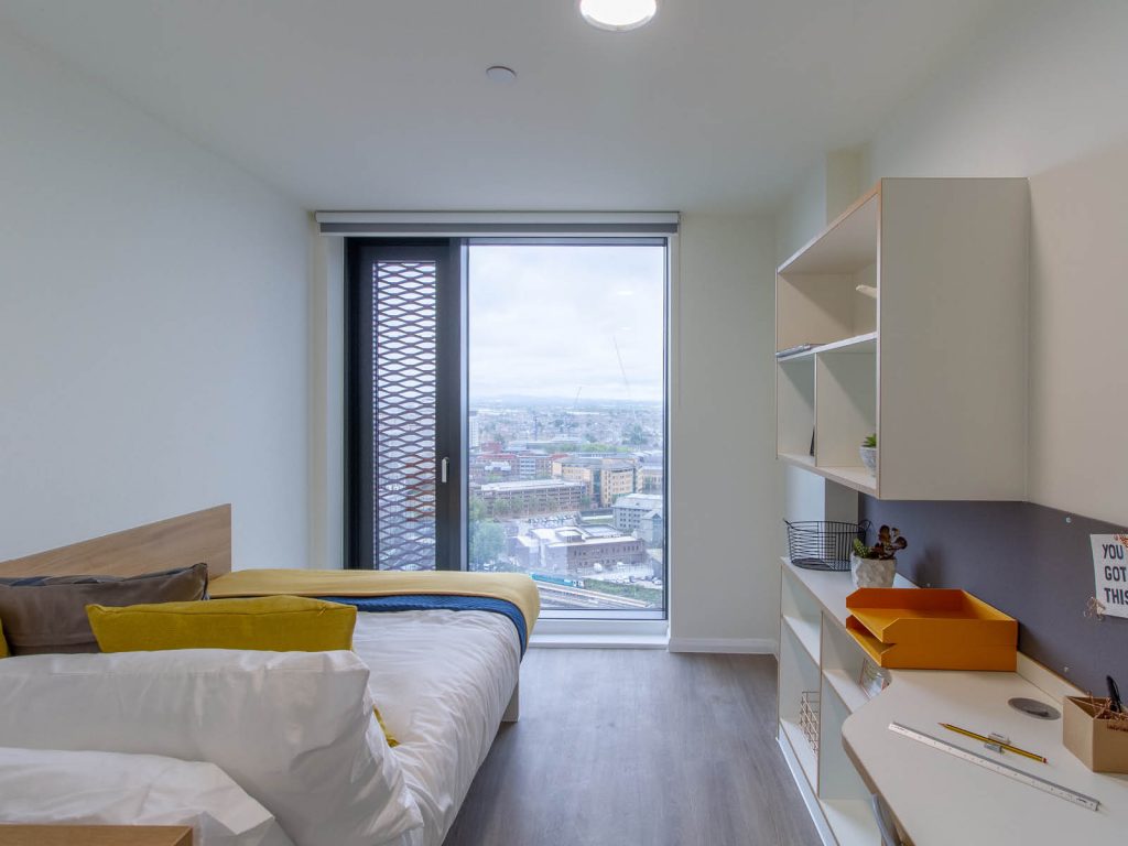 Platinum Cozy En-Suite - Bridge Street Exchange (H*)