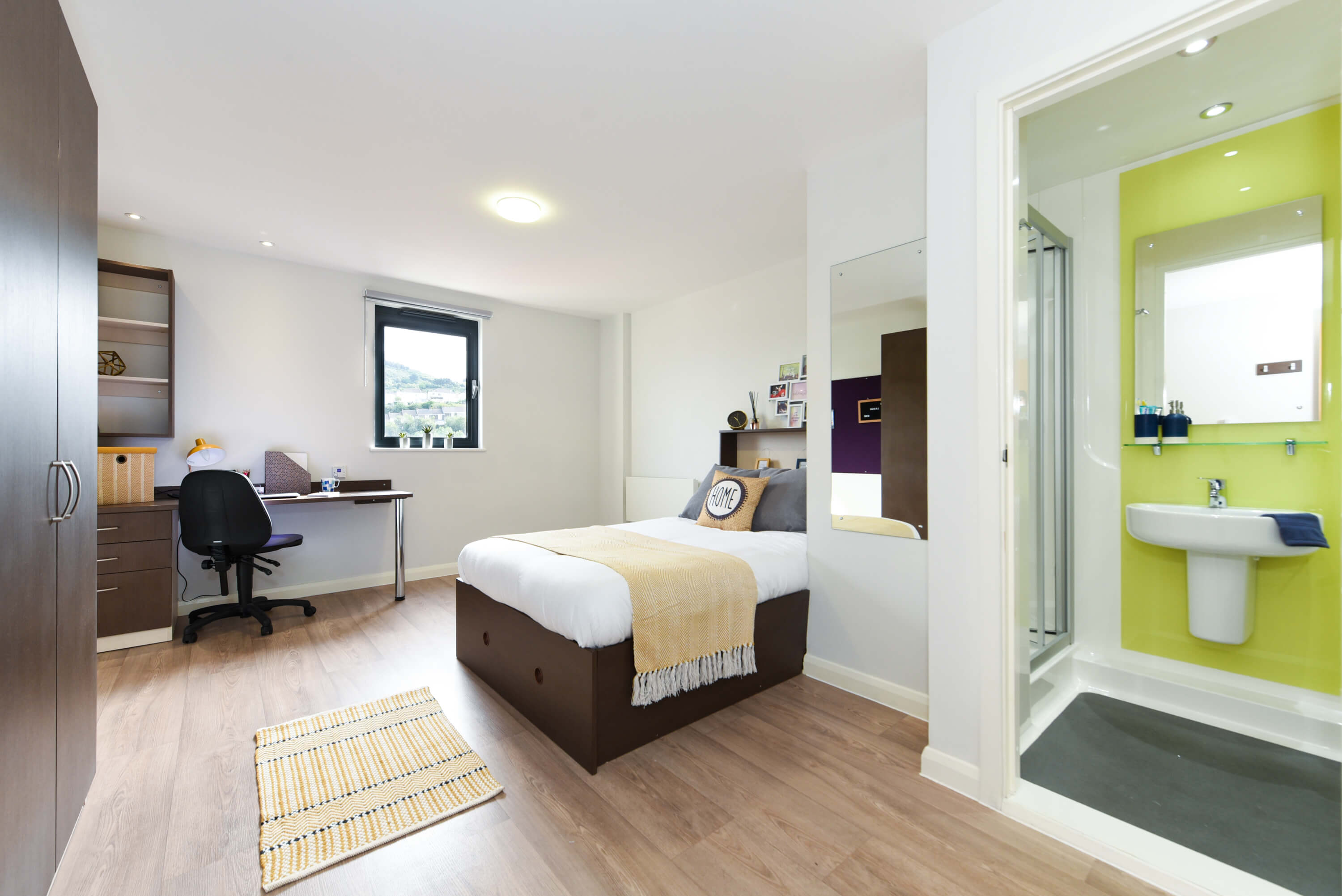 Ensuite Plantinum - St David's