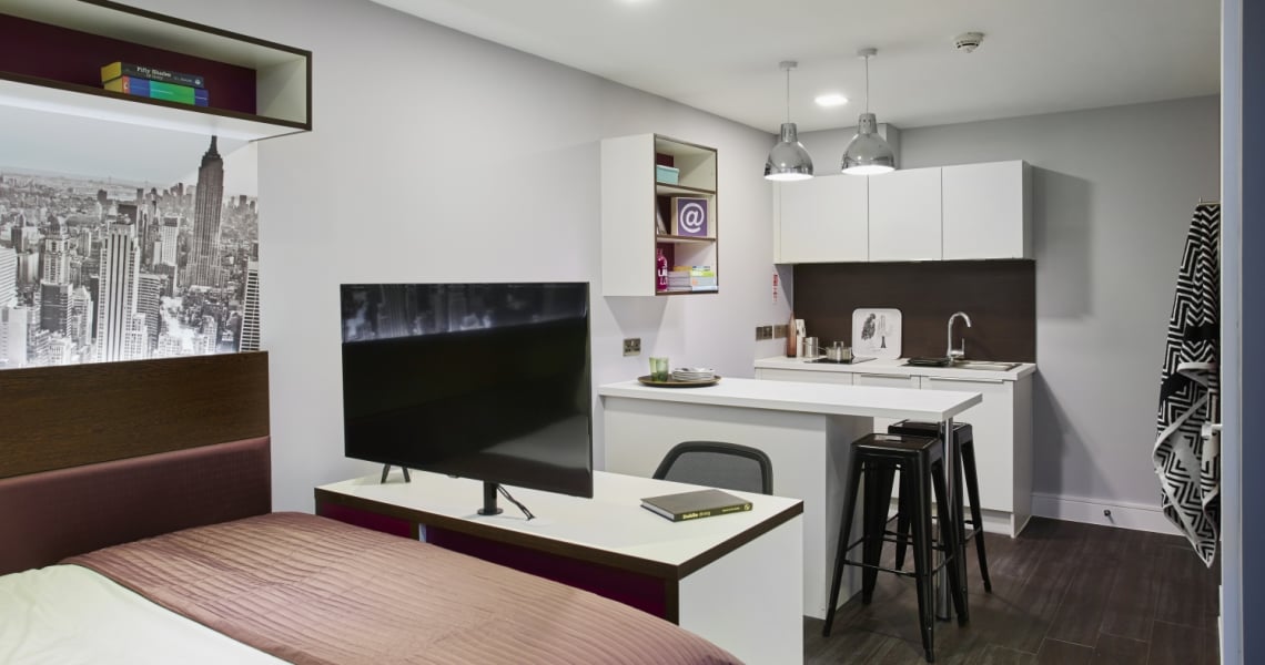 Elegance Apartment - The Edge@Iconinc