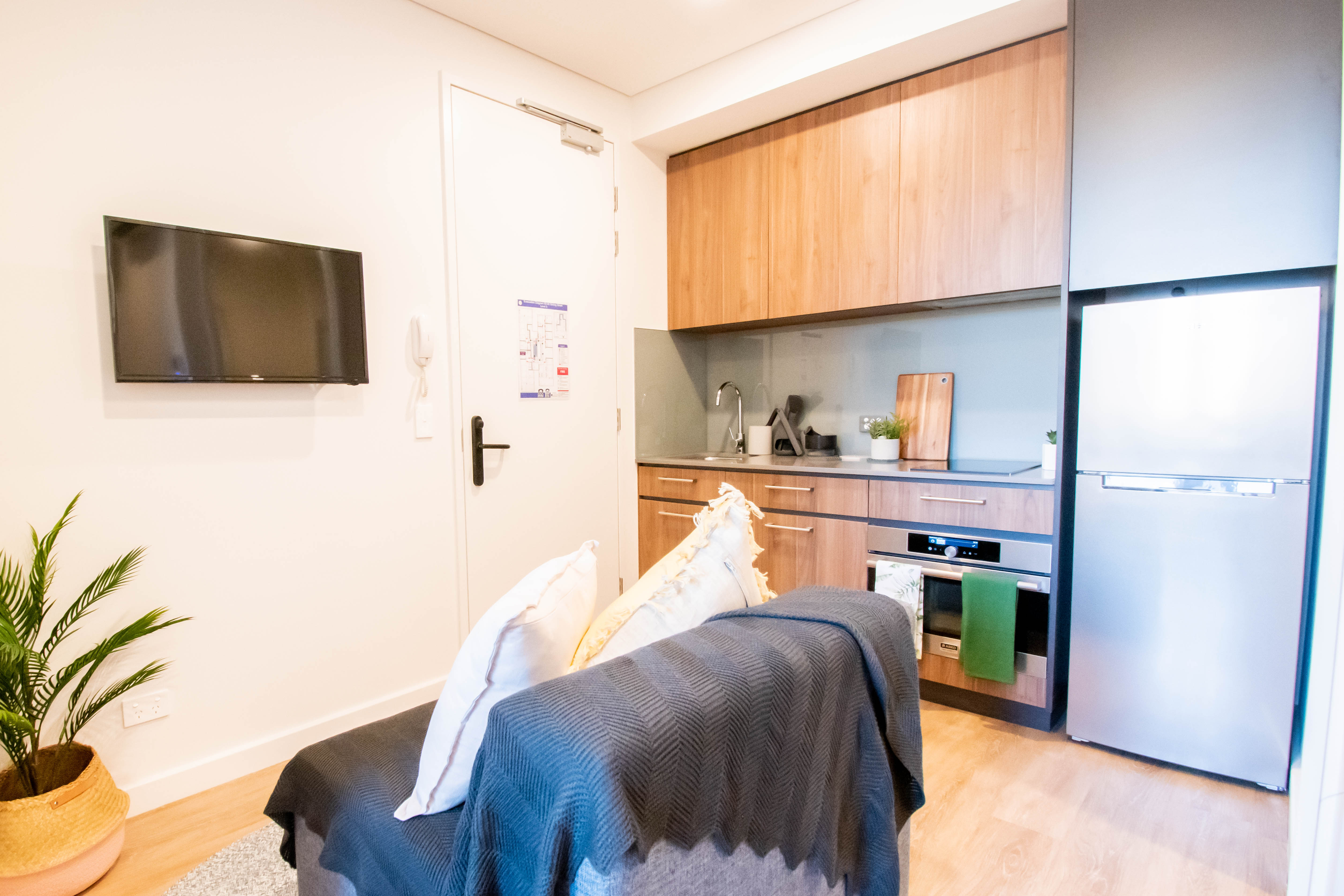 Twin Studio - Perth City