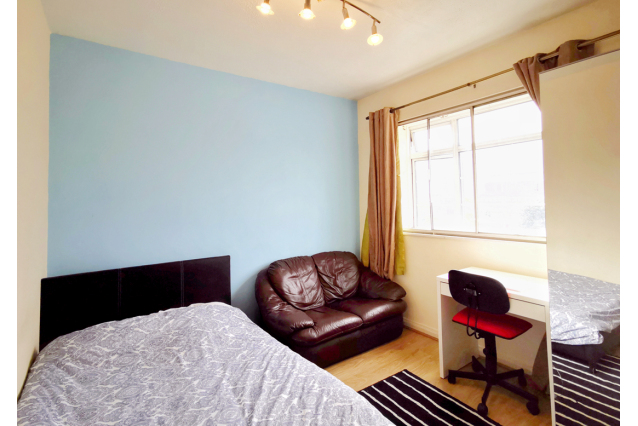 Room B - West Kensington Court B