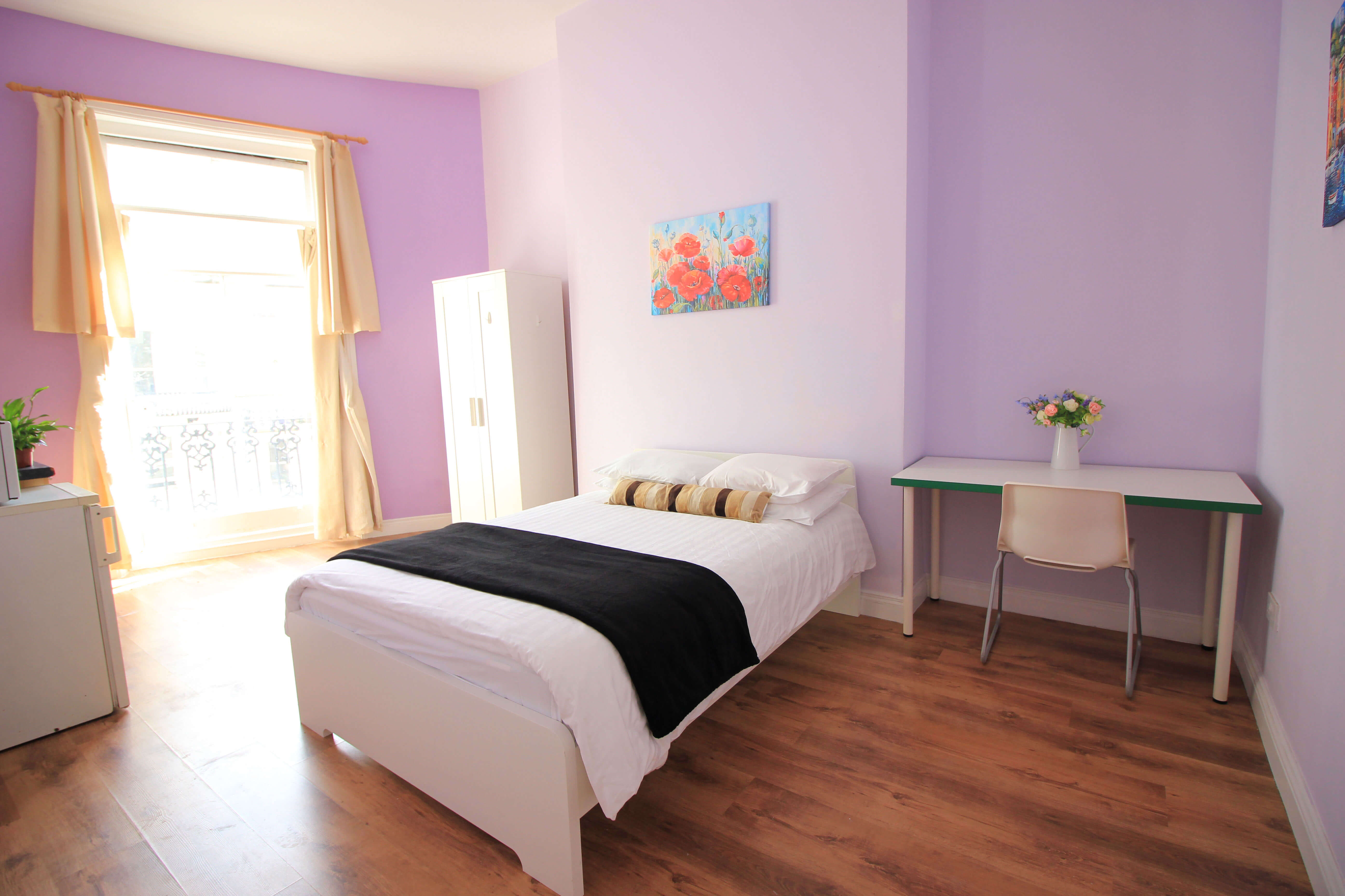 Room 3 - Lansdowne Flat