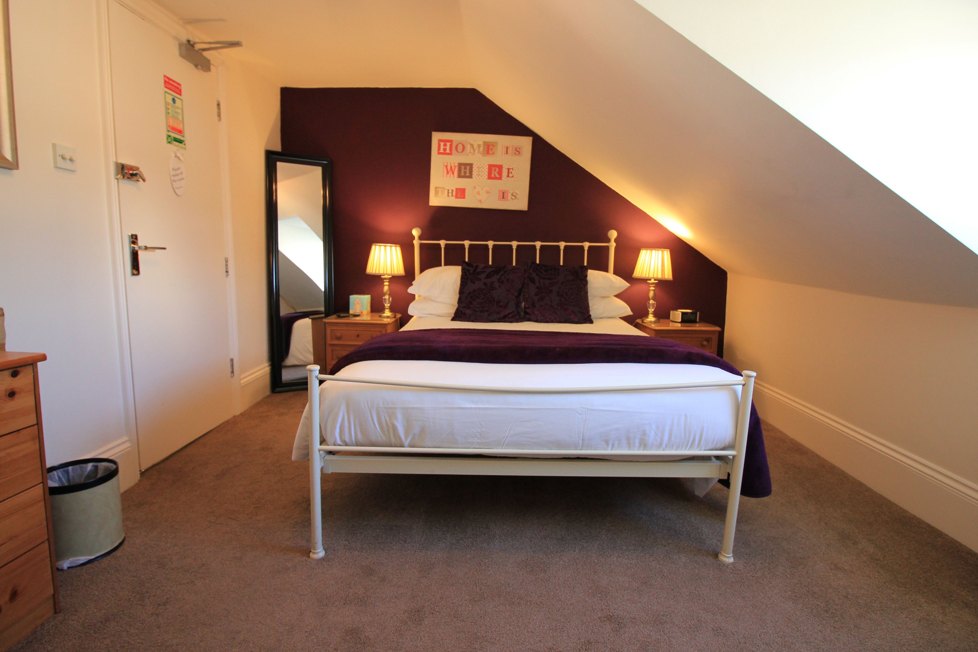 Room 7 - The Moreland