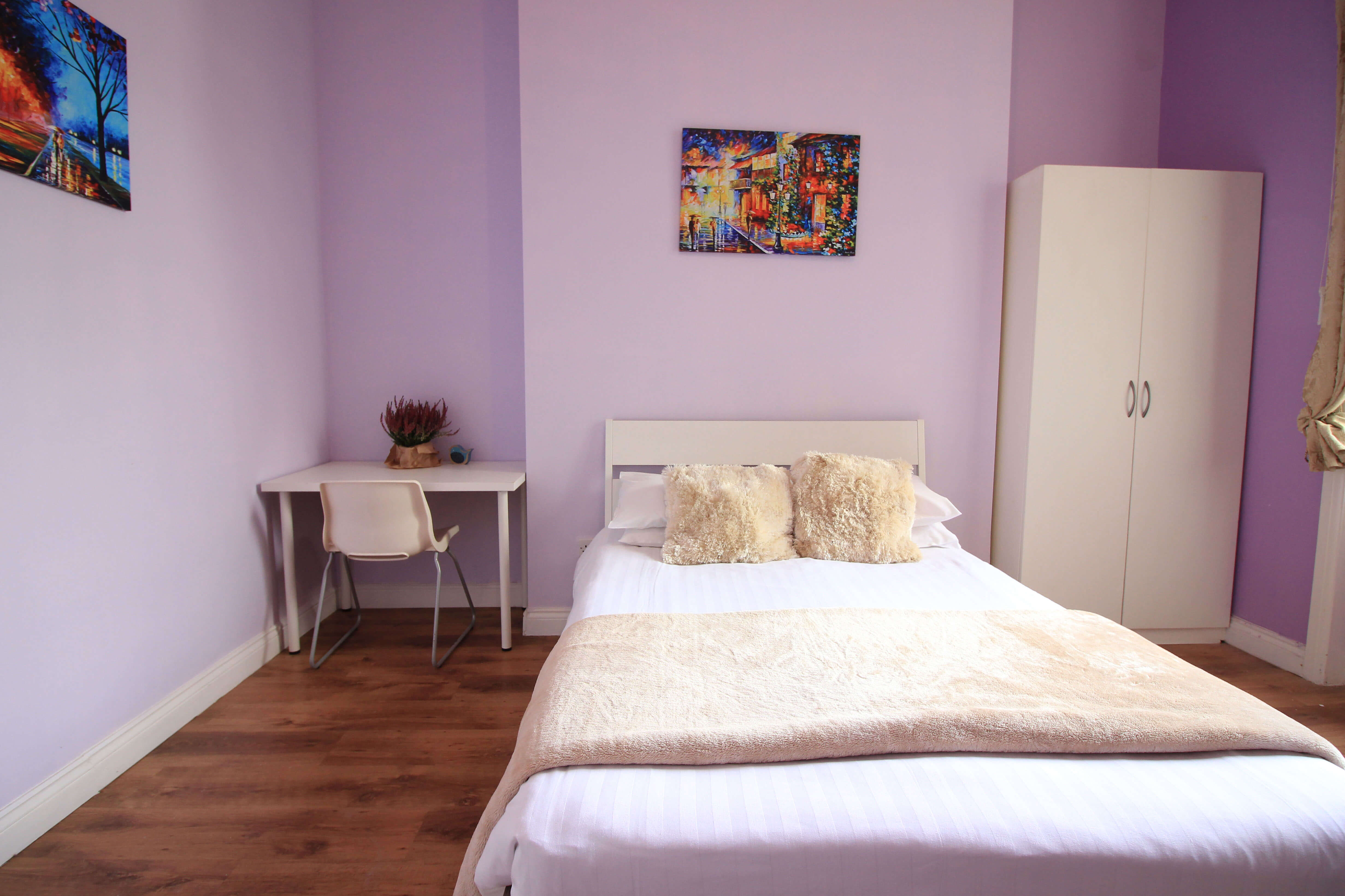 Room 2 - Lansdowne Flat