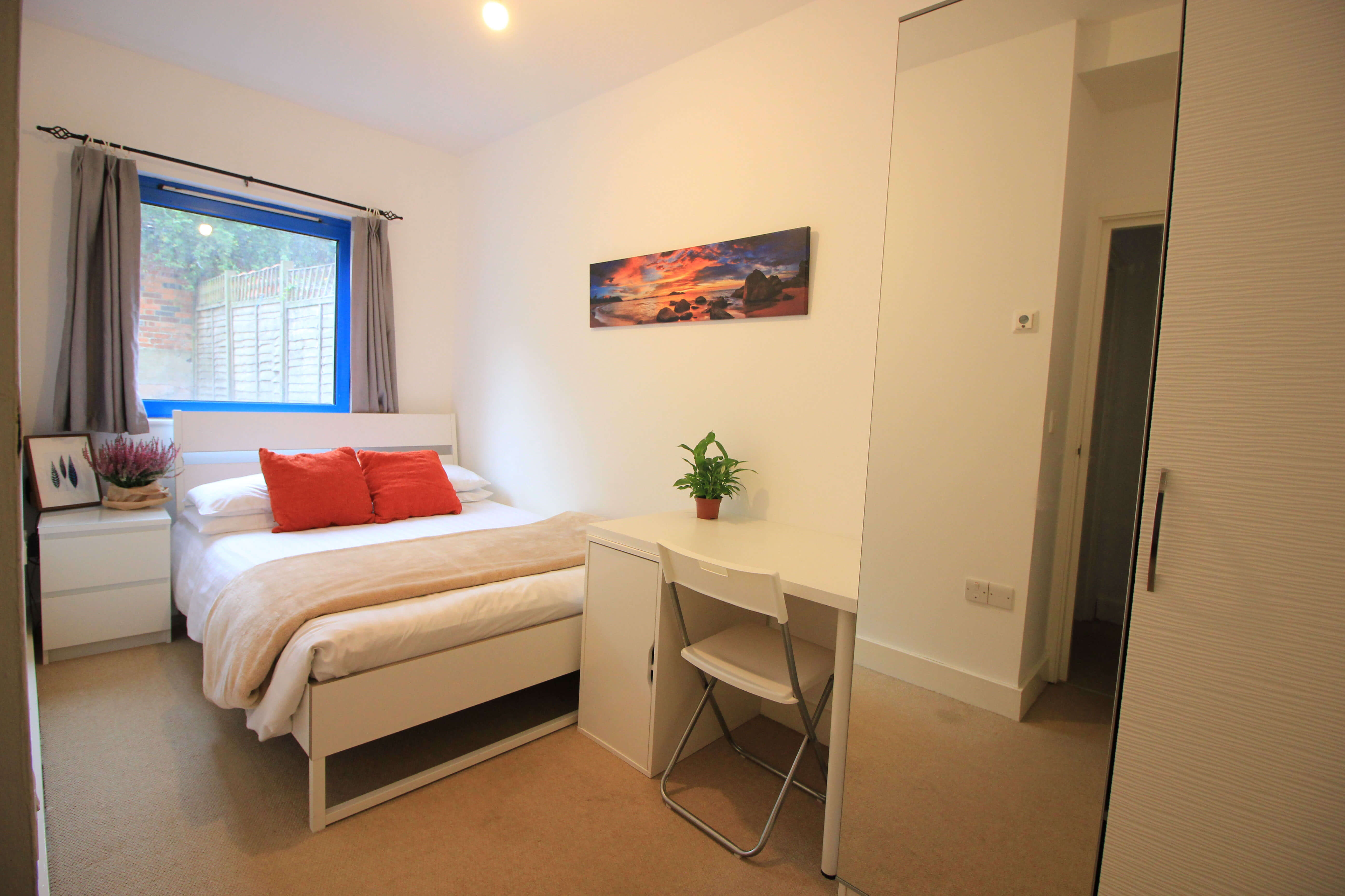 Room 2 - Salisbury