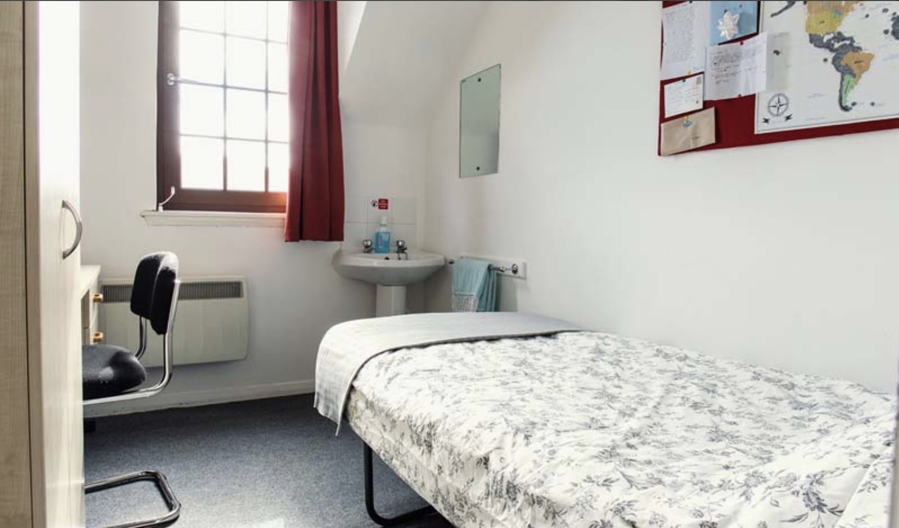 Non Ensuite – Silver - Don Street House
