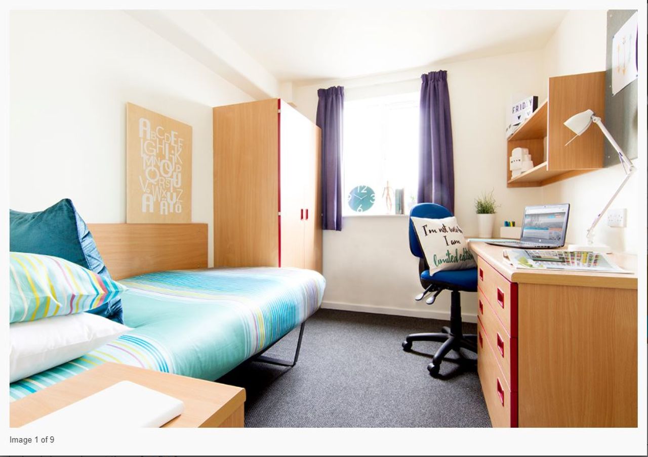 Premium En Suite - Park Court