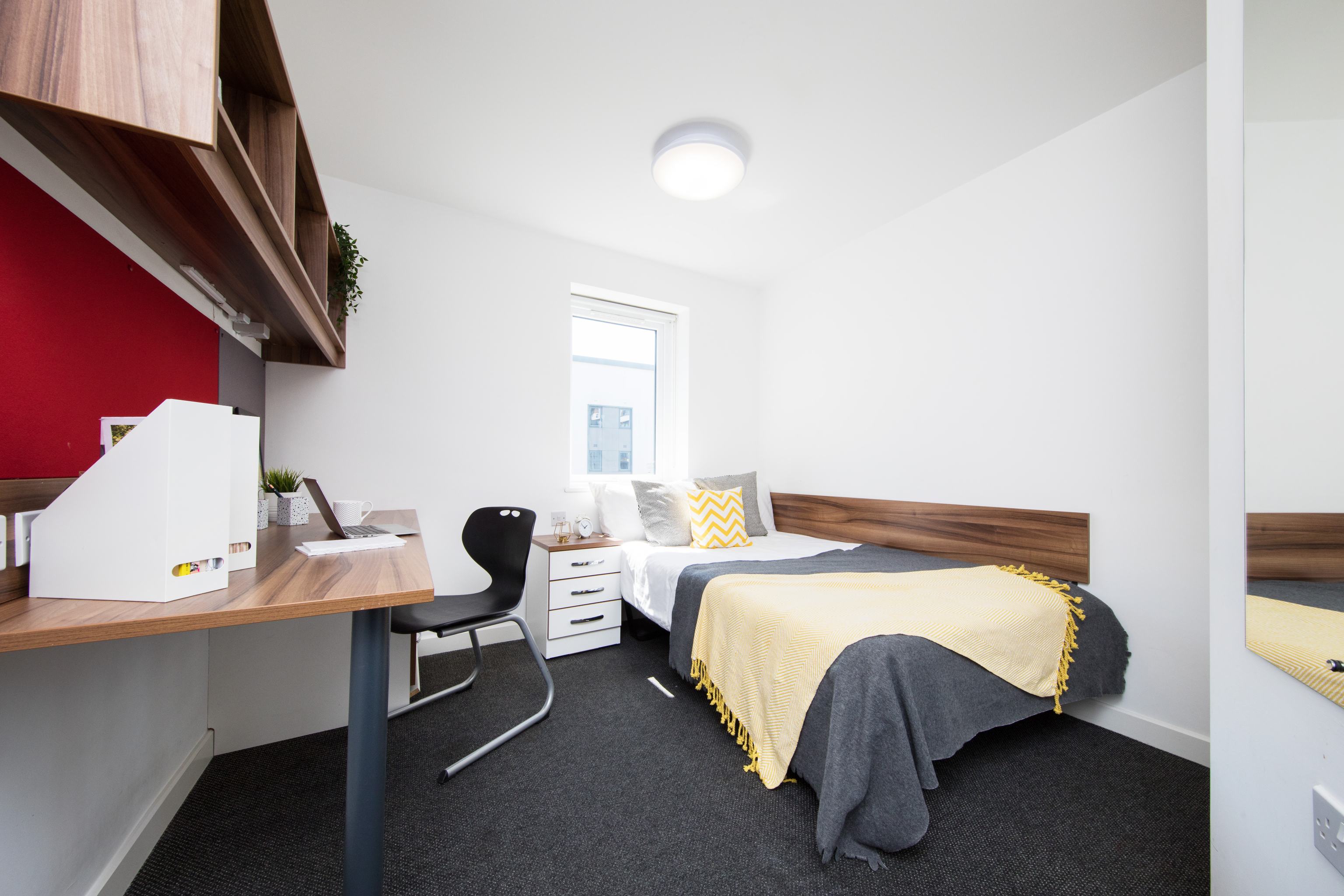 Medium Standard Double En-Suite - Pier Quays