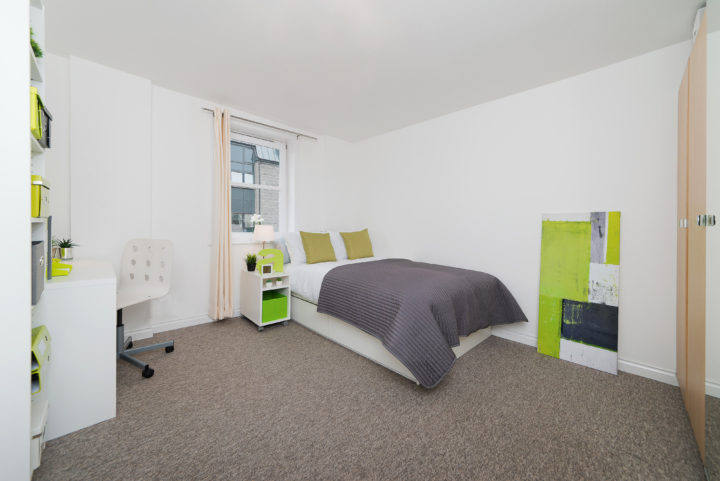 Premium Plus - 6 Bed Flat - Froghall