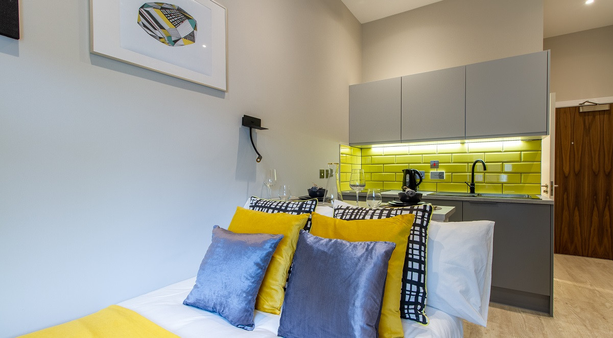 Silver Studio - AXO Seven Sisters