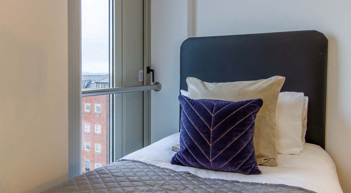 Premium En-Suite - Orbital