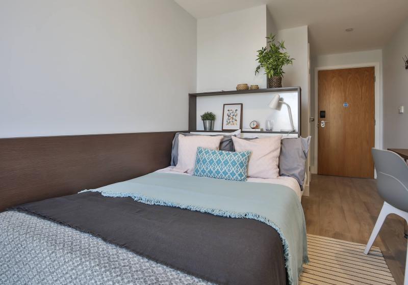 Diamond En Suite - iQ Penworks House