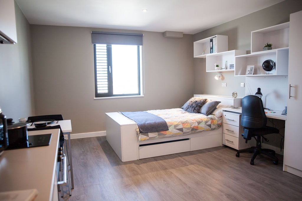 Platinum Studio - Atlas House