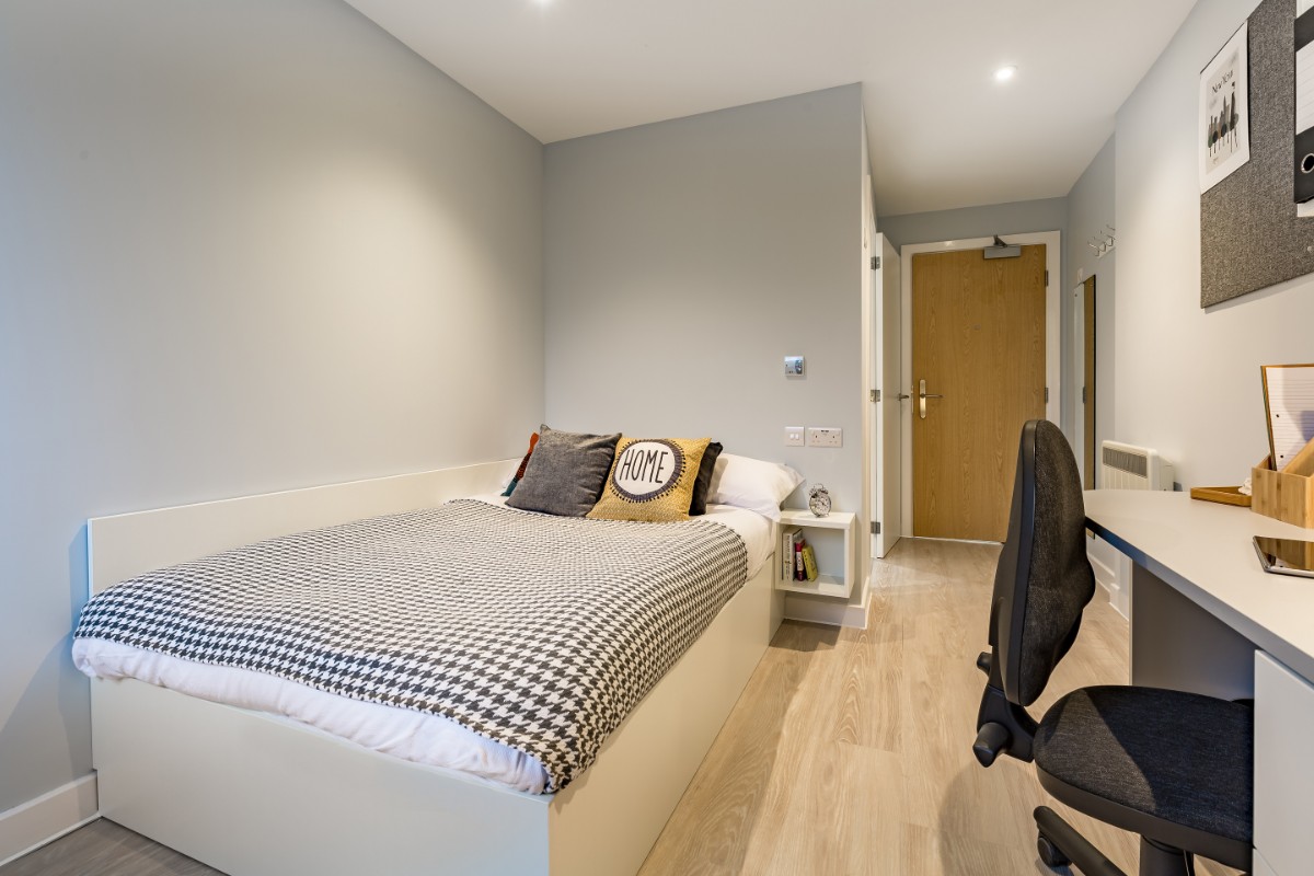 6 Bed Standard En-suite - Mary Parker House