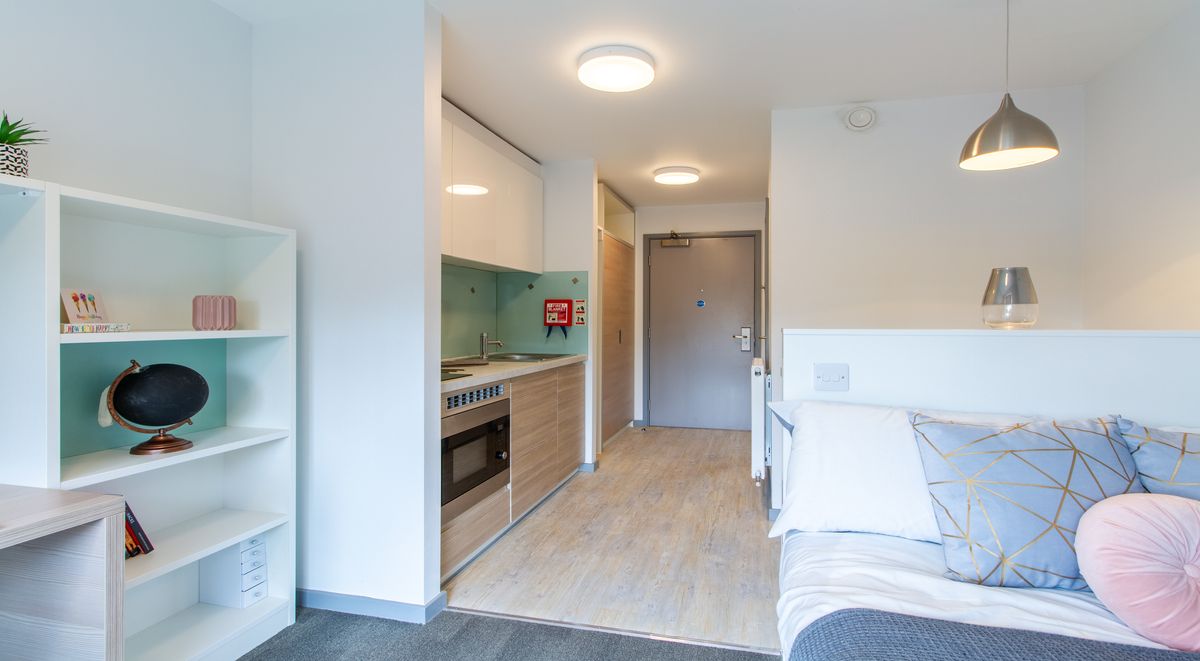 Duresme Studio - Duresme Court
