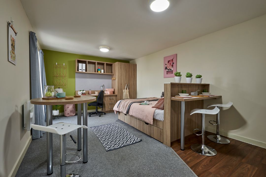 Deluxe Studio - Selly Oak Court