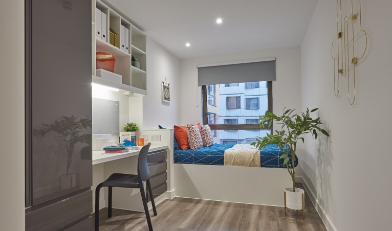 7 Bed Premier En-suite Superior - Currus Court (Not in Use)