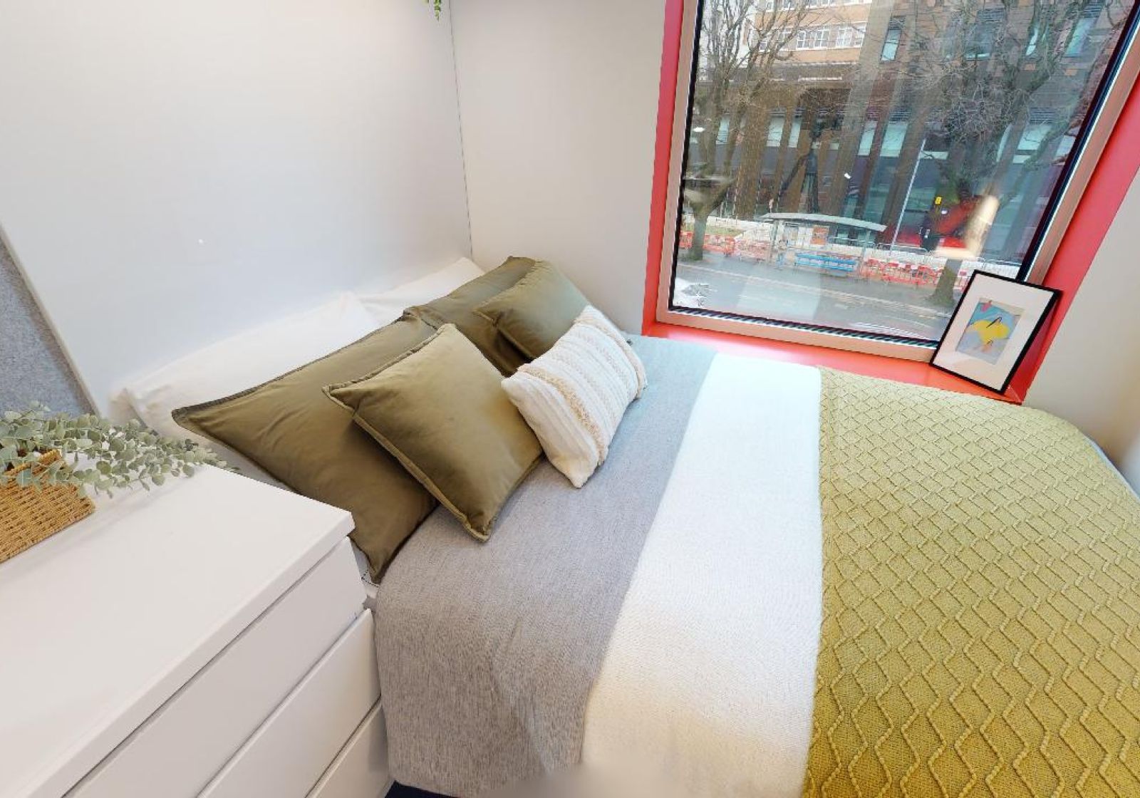 Copper En Suite - iQ Brighton