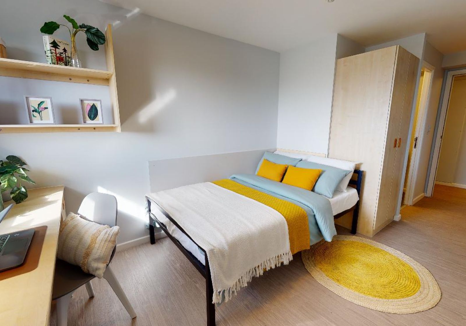 Bronze En Suite - iQ Opal Court