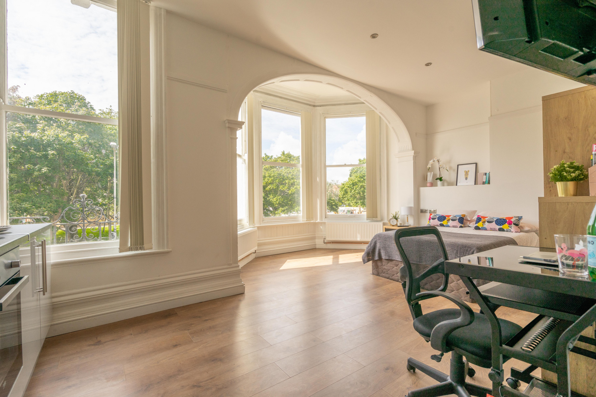 Platinum Spacious Flat - 150-152 London Road