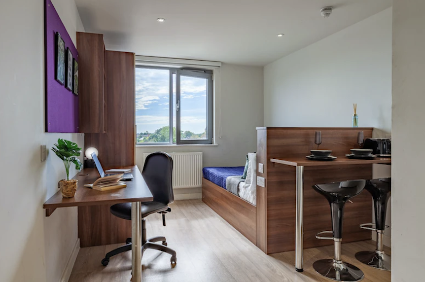 Standard Plus Studio - Central Studios Ealing