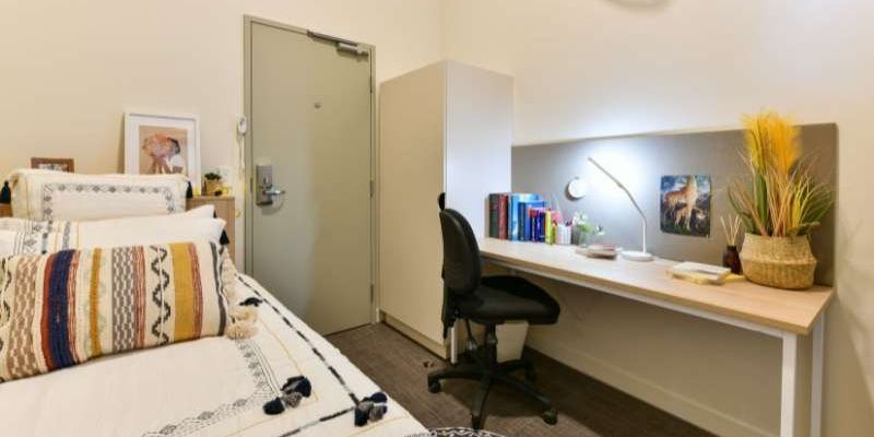 Single Room - UniLodge Herston