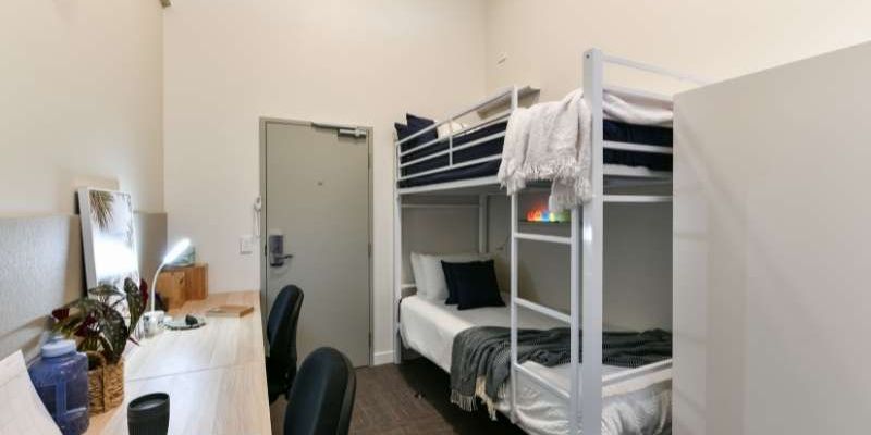 2 Bed Bunk Standard - UniLodge Herston