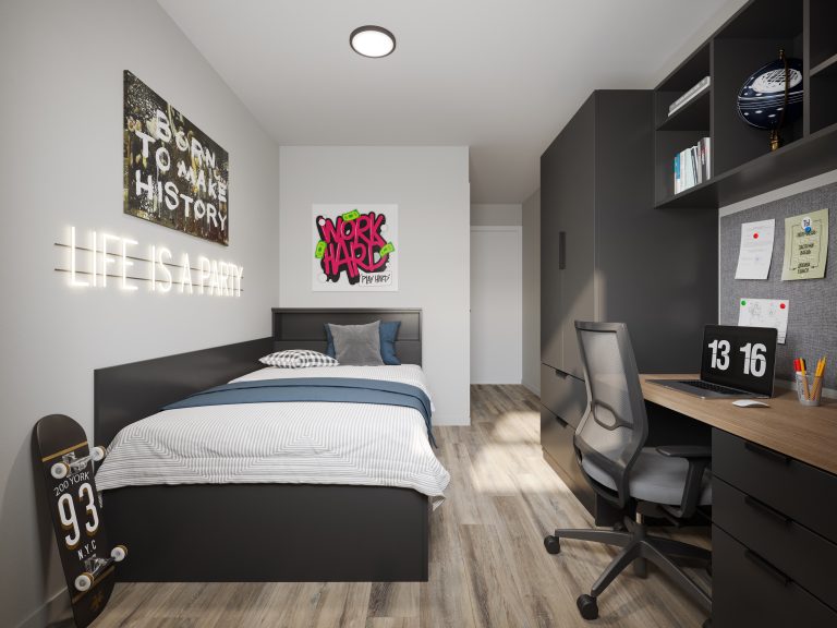 9 Bed En-Suite Flat - Meadowside Court