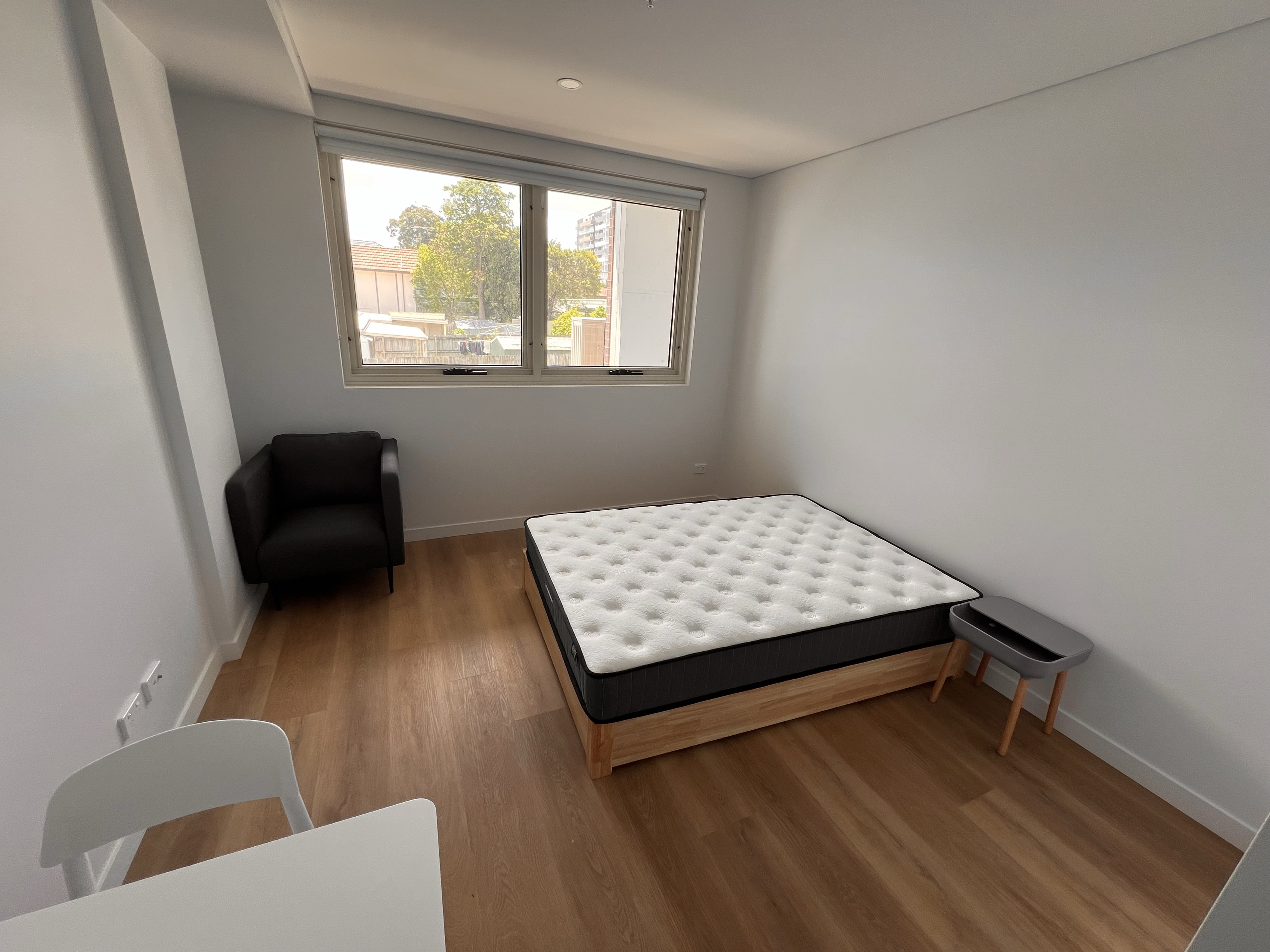 Studio - 5PM Burwood