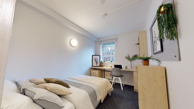 Bronze En Suite - Arkwright House