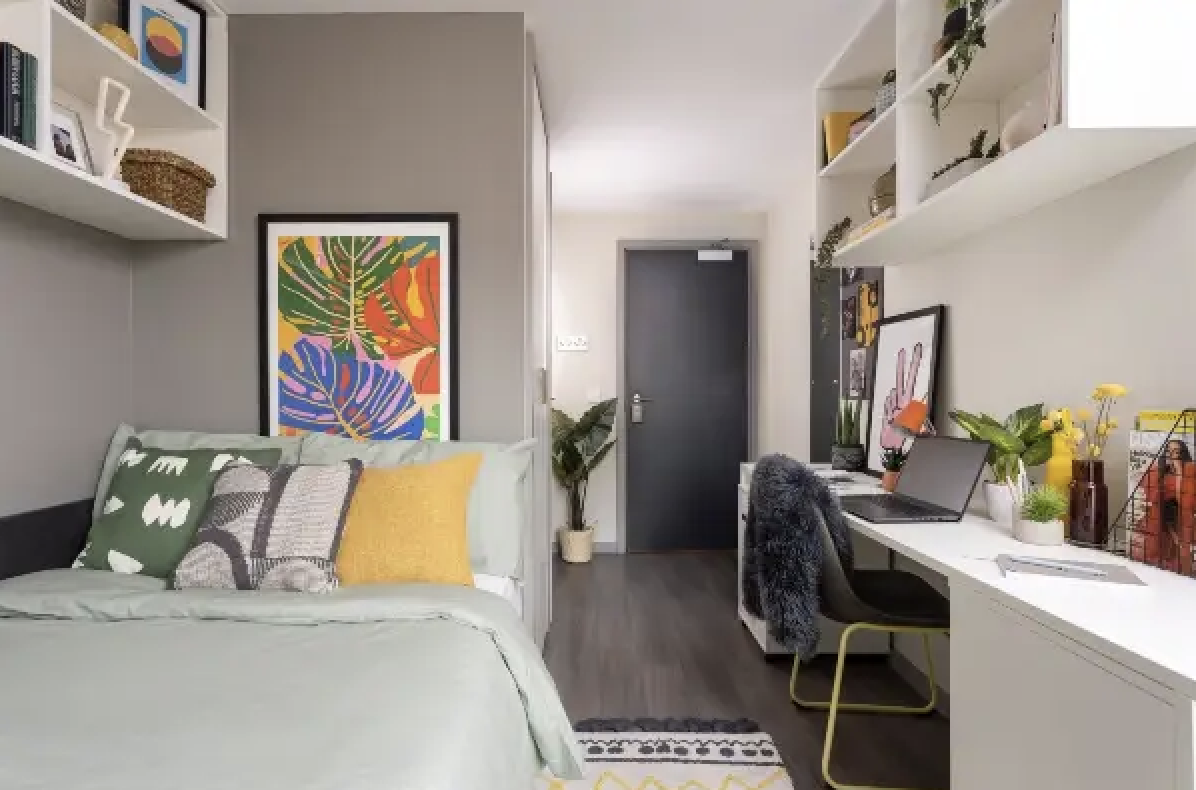 Medium High Double En-Suite - Newgate Court