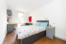 Ensuite Gold - The Boulevard