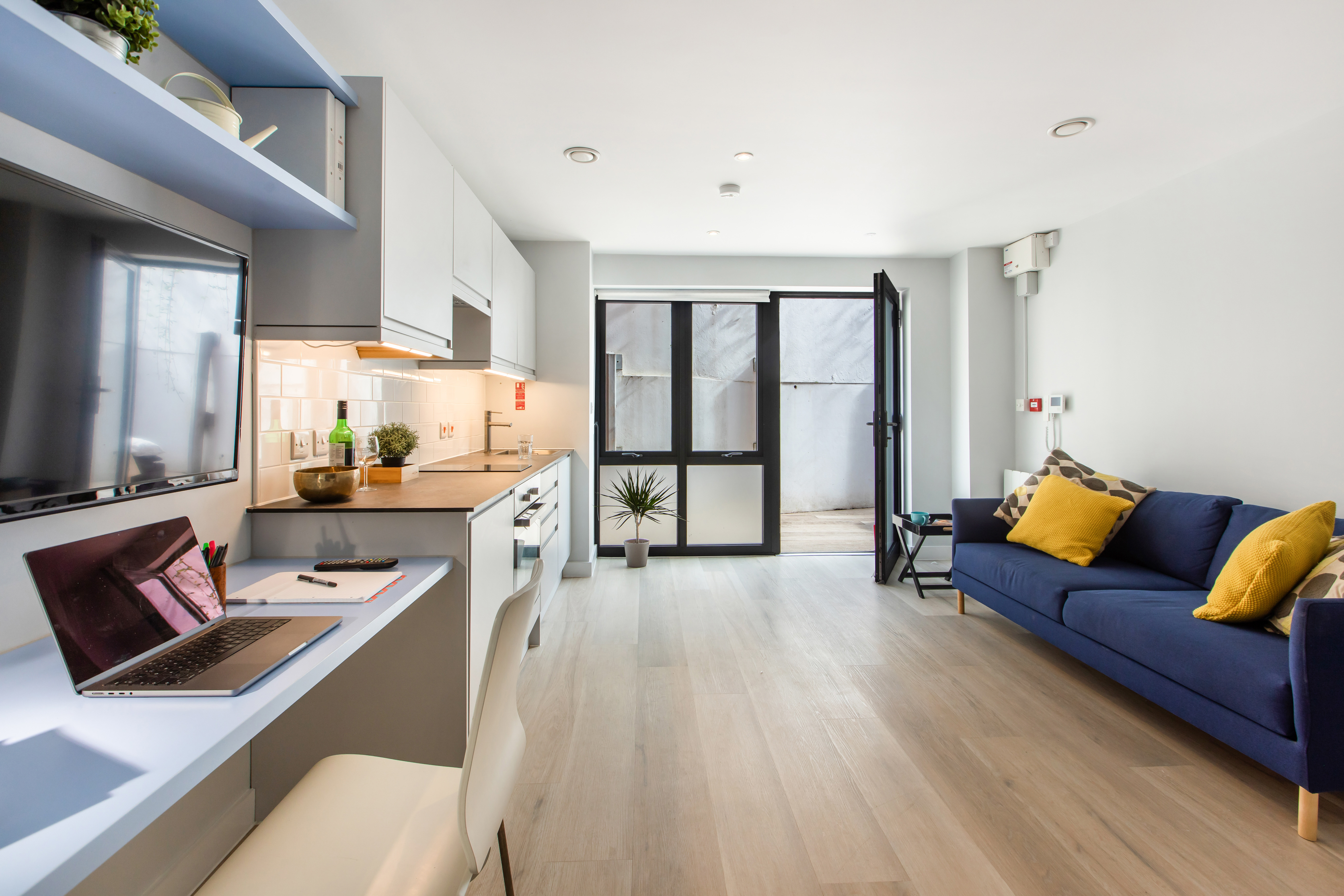 Superior Apartment + Garden Terrace - The Leat