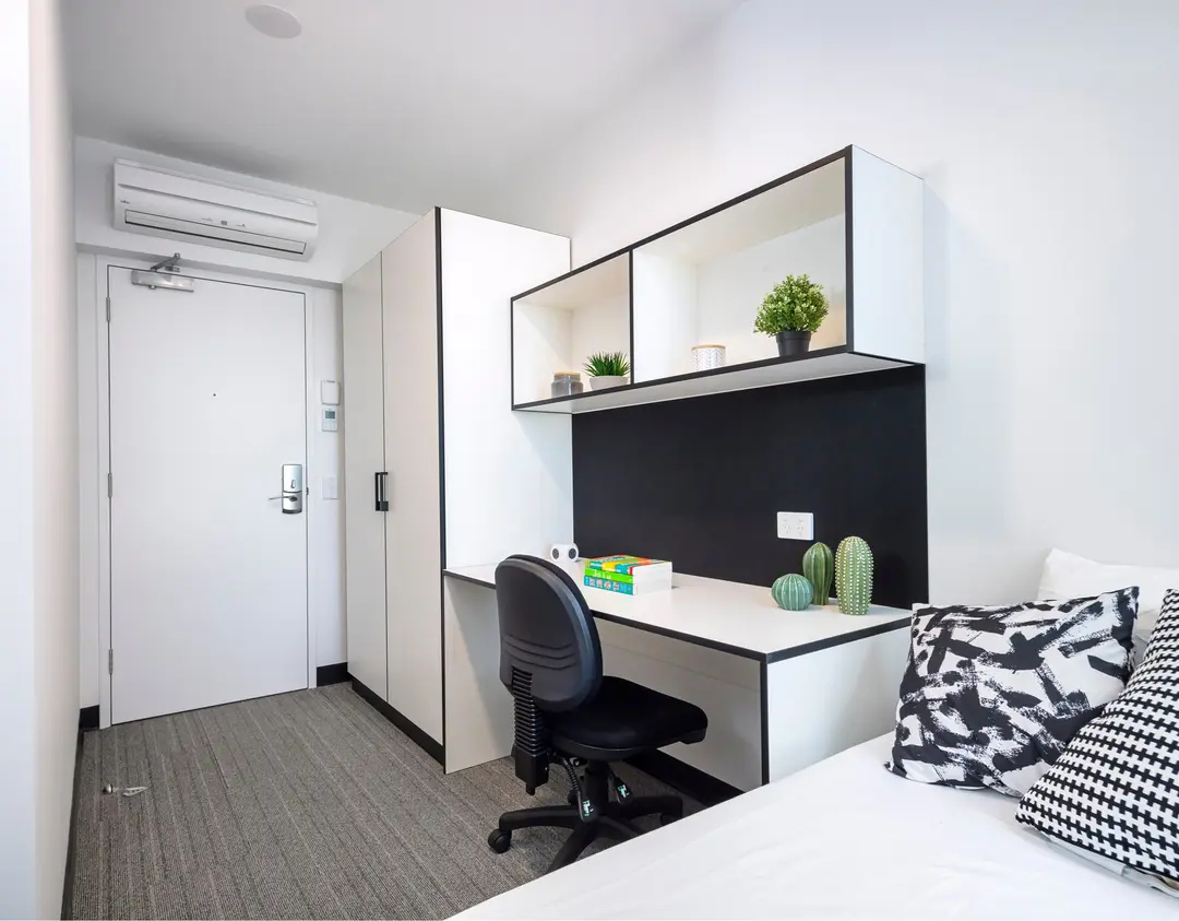 Six Bedroom Apartment Bronze - Accolade on Gray