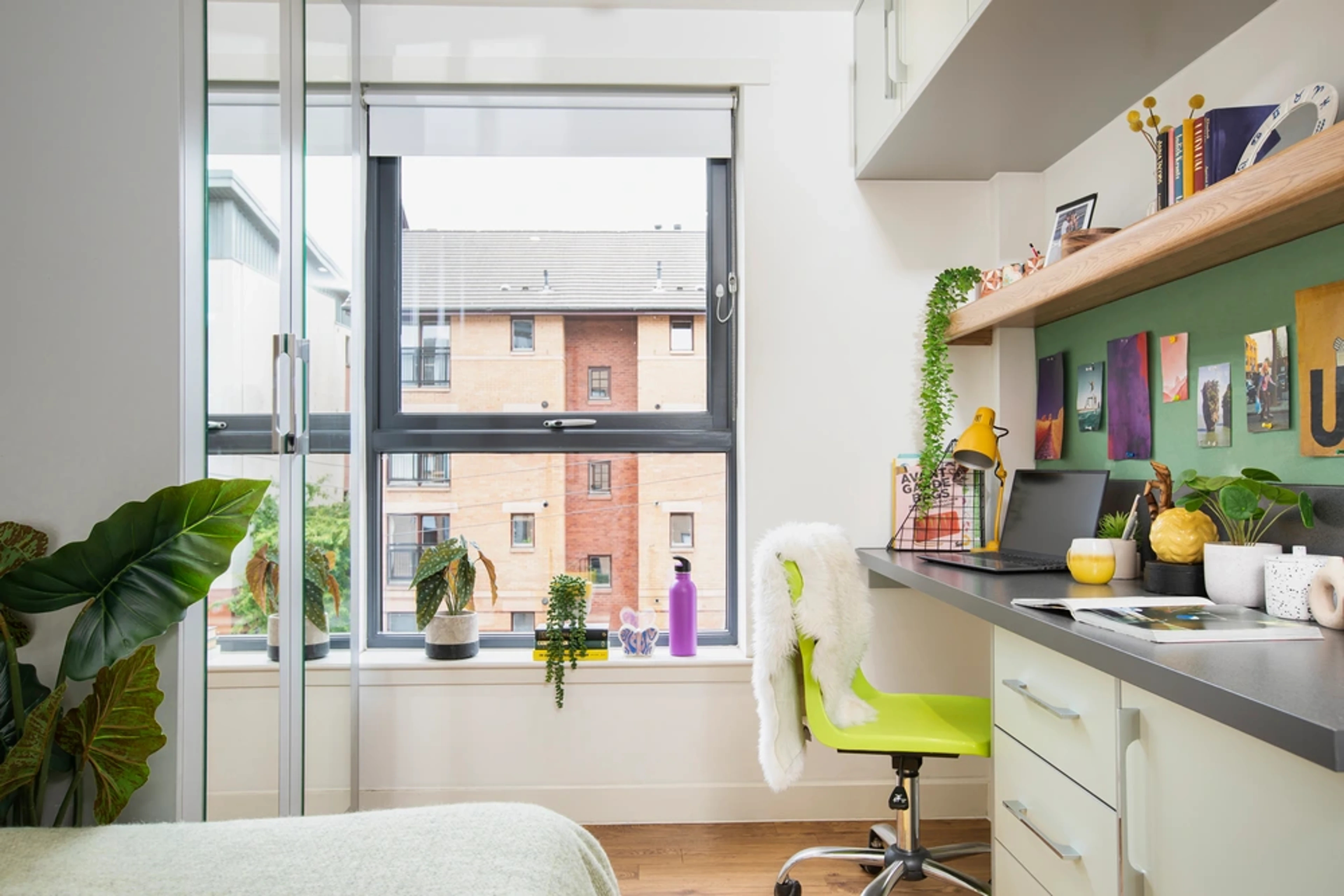 Large Standard Double En-Suite - Tramworks