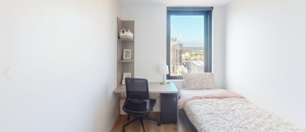 5-Bed Ensuite with Panoramic View – UniLodge Perth Central