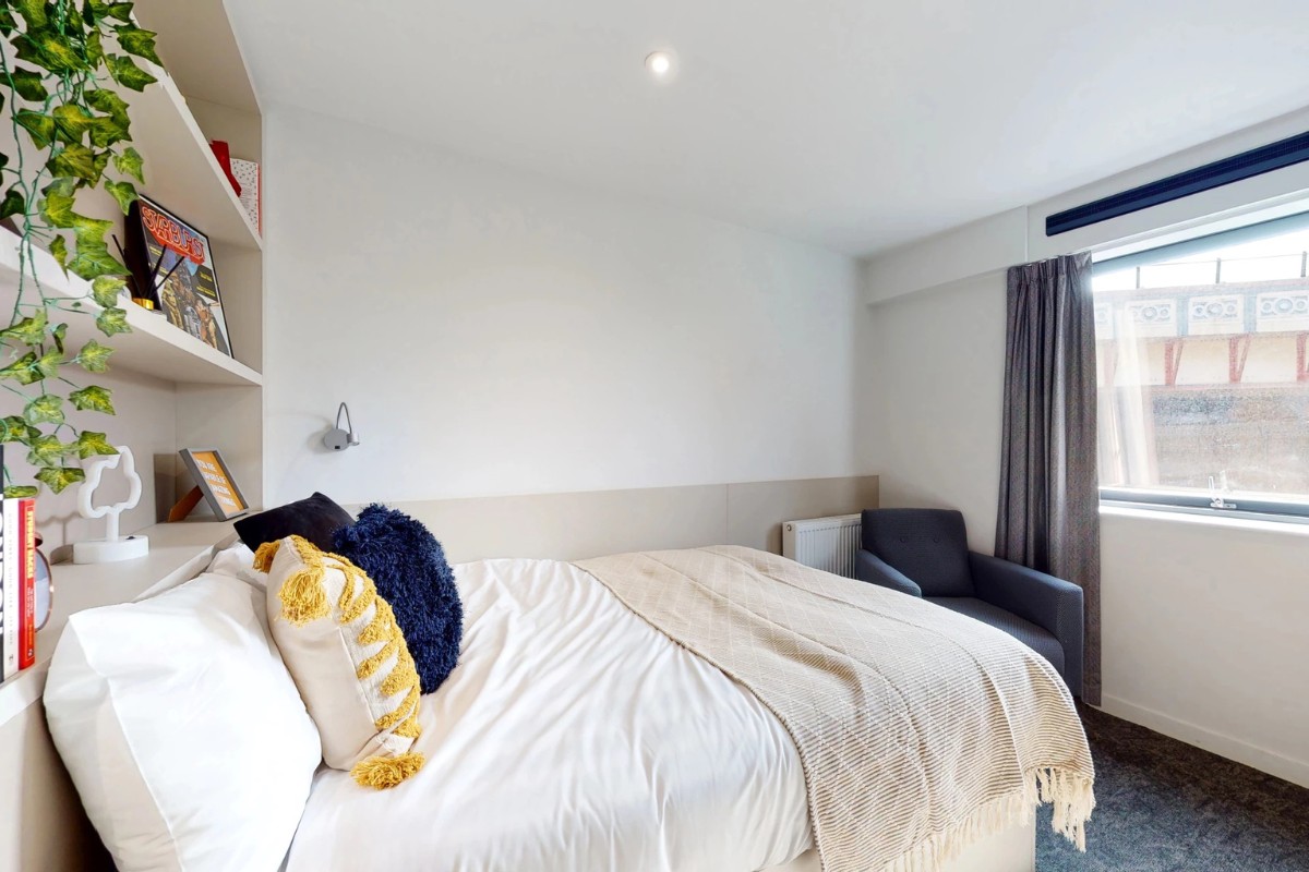 Bronze Studio Penthouse - Westminster Residence@Gob