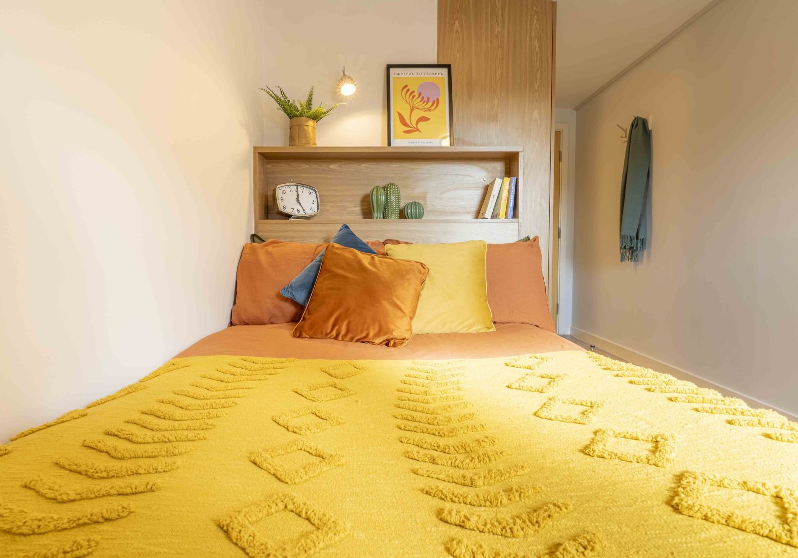 Bronze En Suite Plus - iQ Leeds