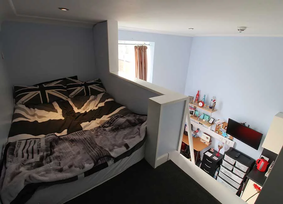 Mezzanine Studio - Radmoor House