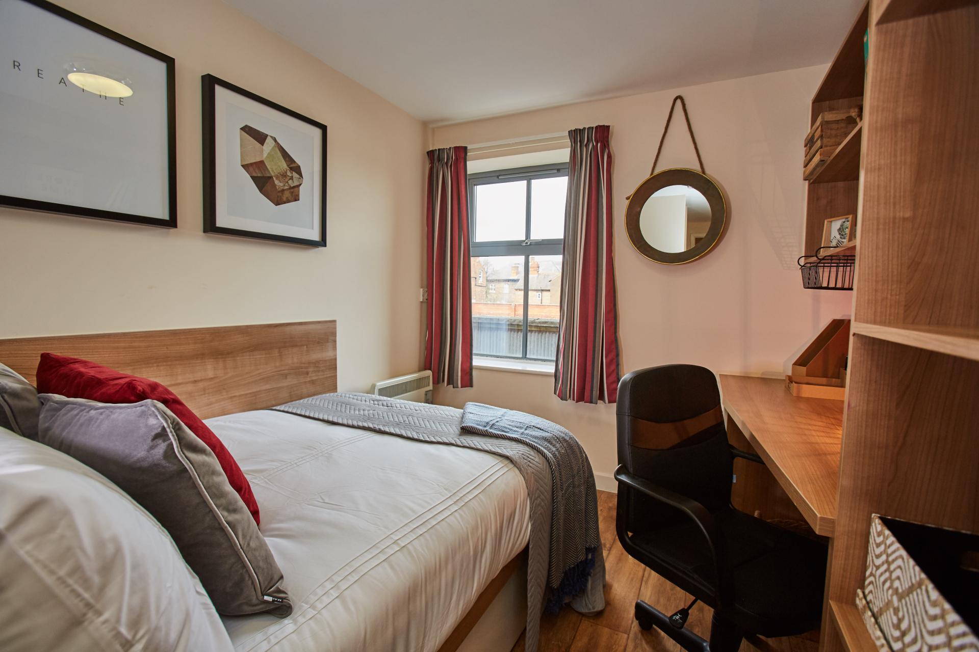 Silver En Suite - Abbeygate