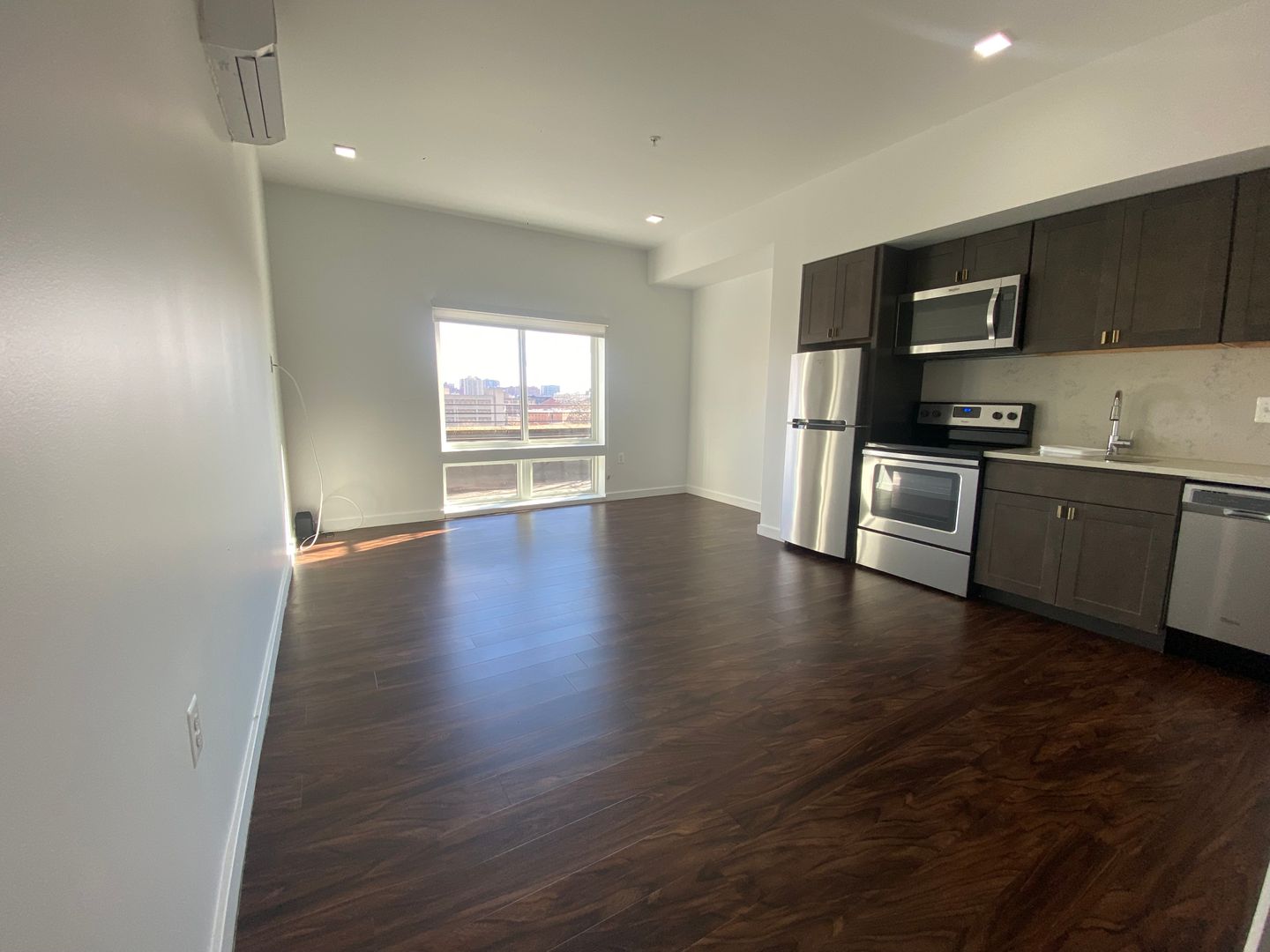 Estudio - 824 North Calvert