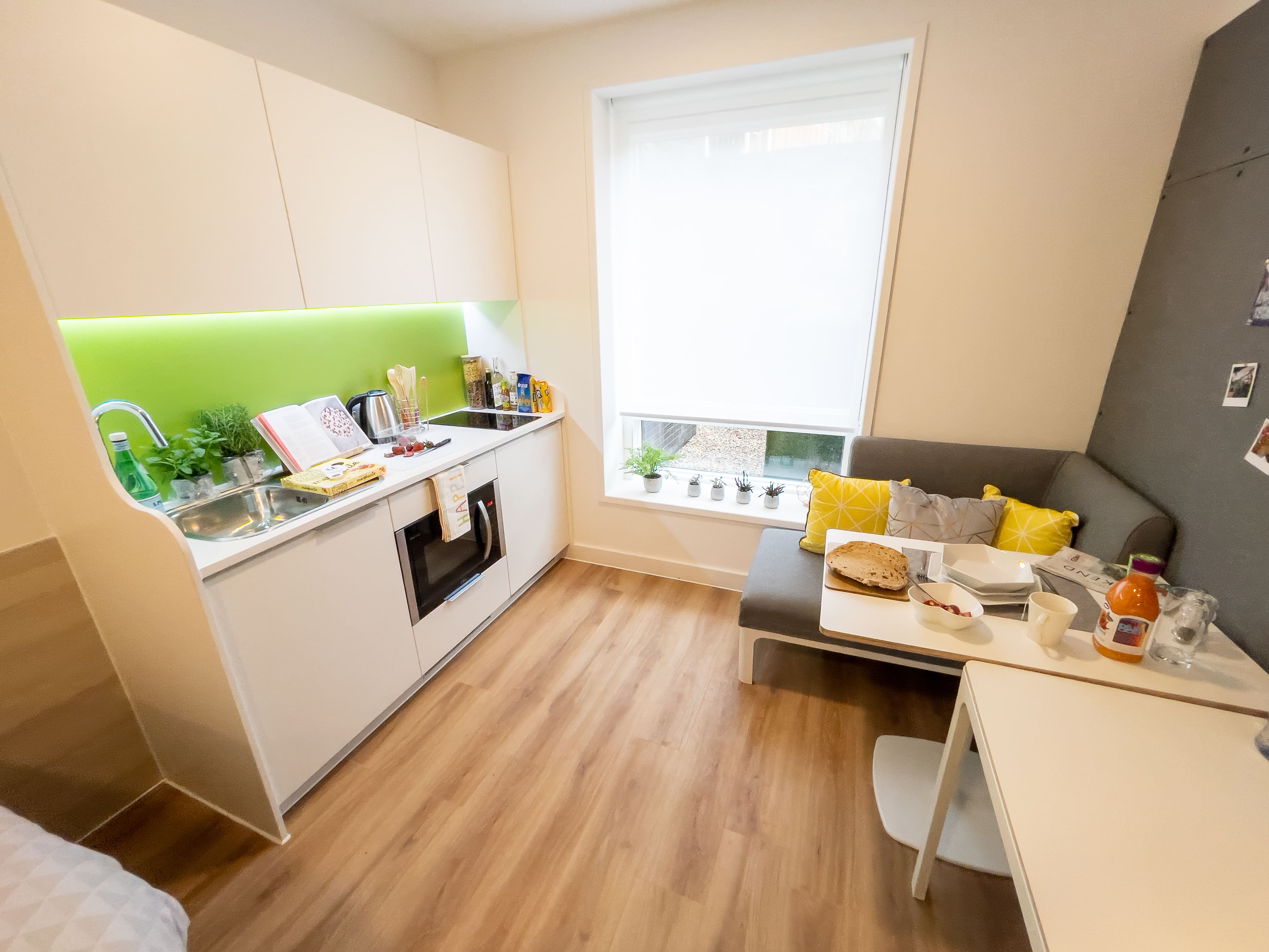 Classic Studio - Unilife Sparkford House