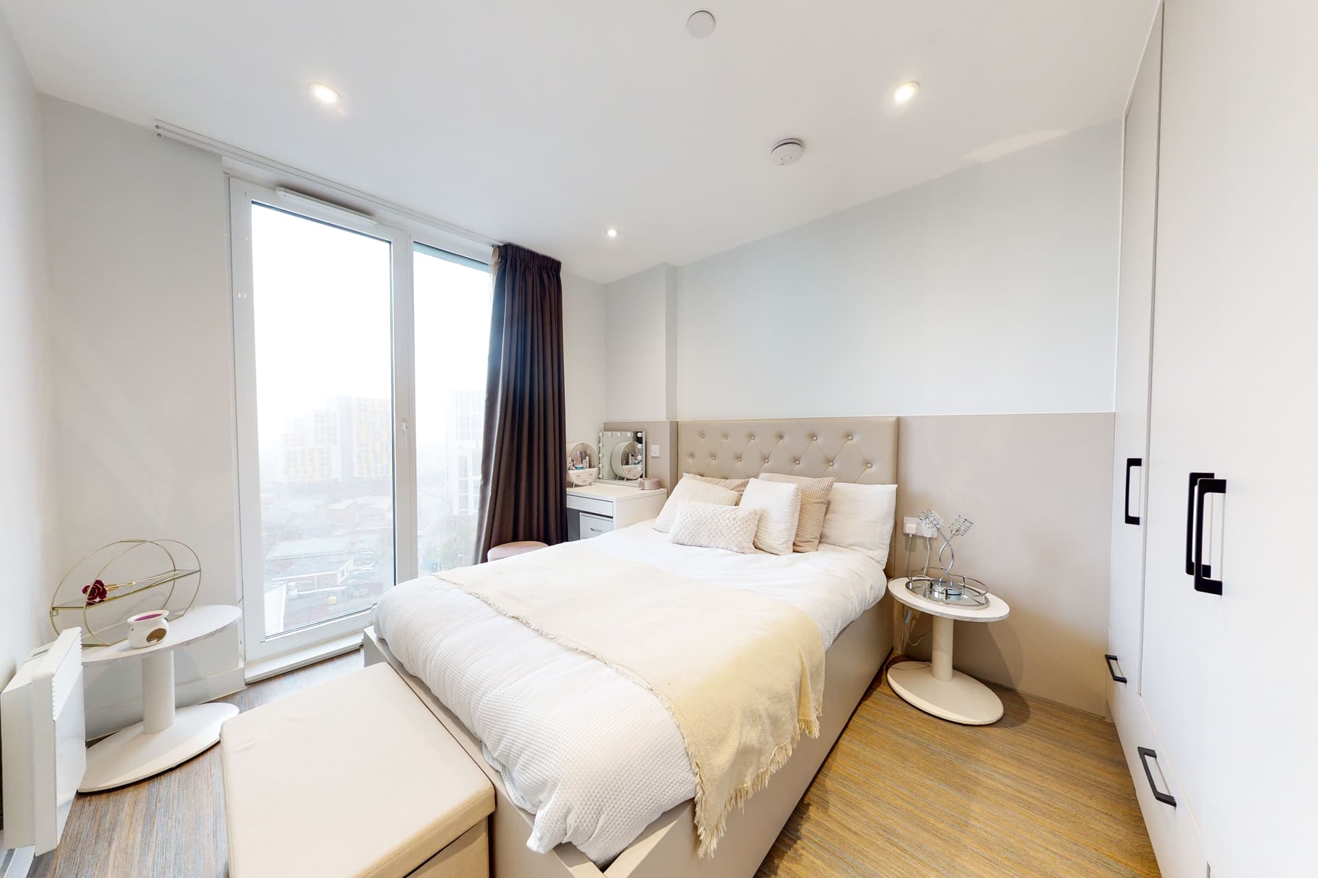 Silver One Bedroom Apartment - Canvas Coventry City Club@AM
