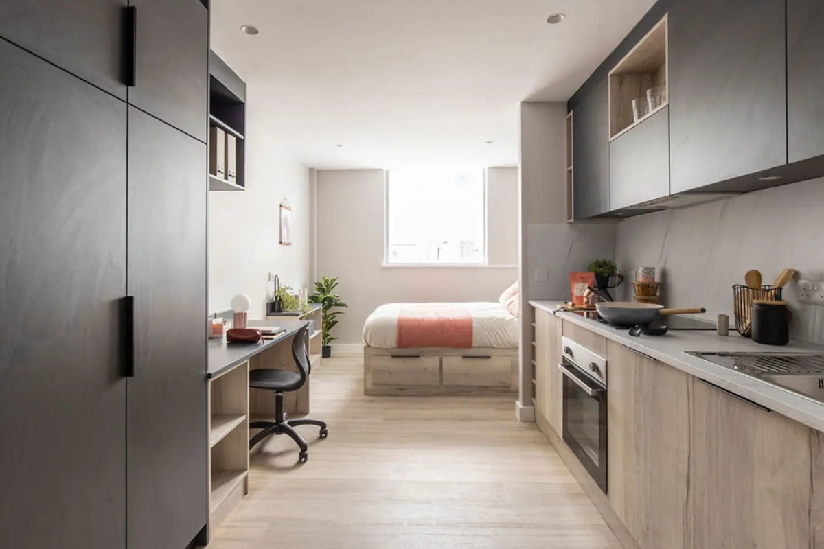 Large Studio - Upper Level - Briggate Studios